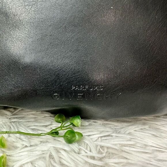 Givenchy Parfums Womens‎ Open Top Cinched Polished Faux Leather Tote Bag Black - Picture 4 of 12